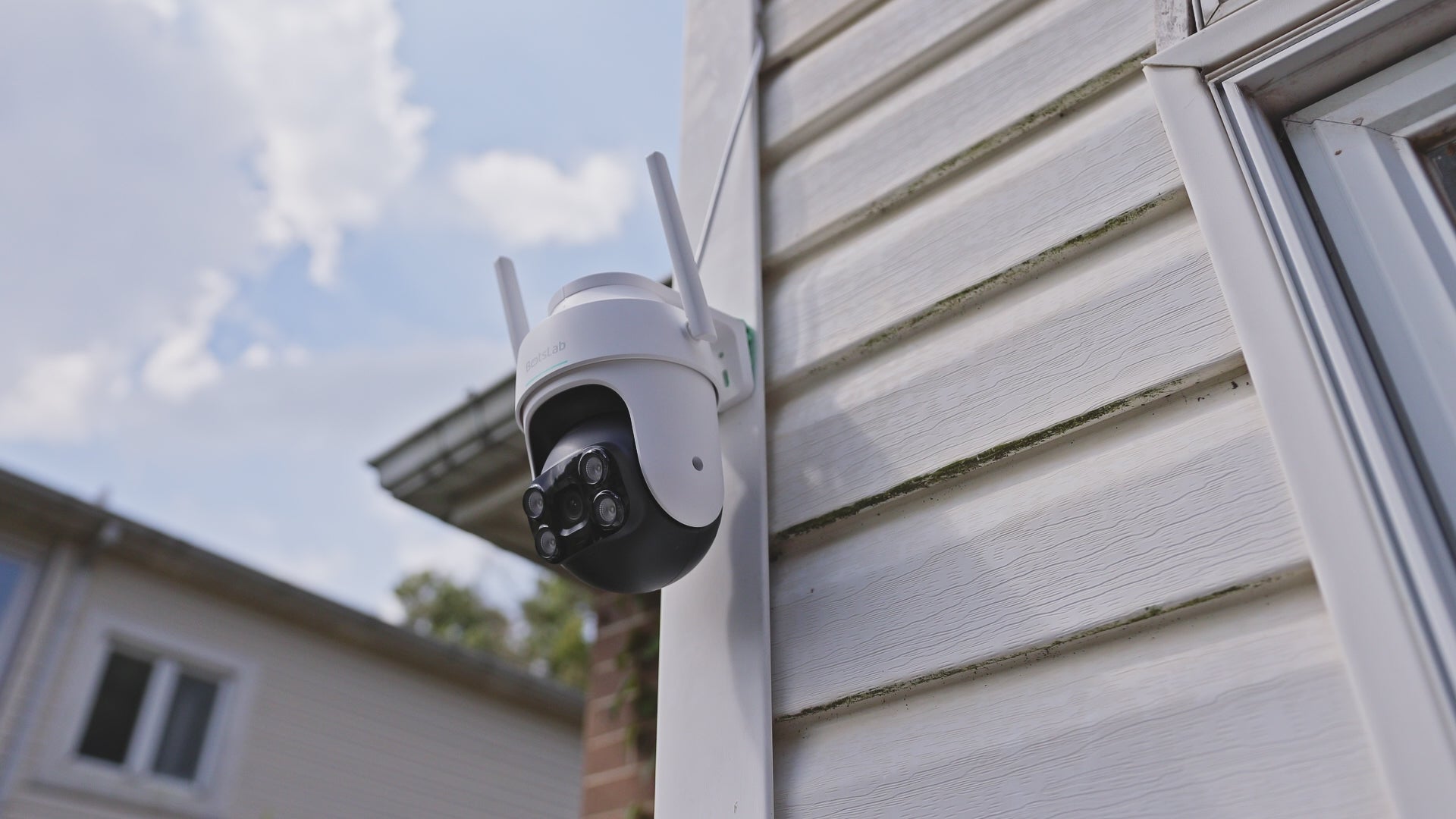 Load video: W312 "Motorcycle Recognition" Usage Guide